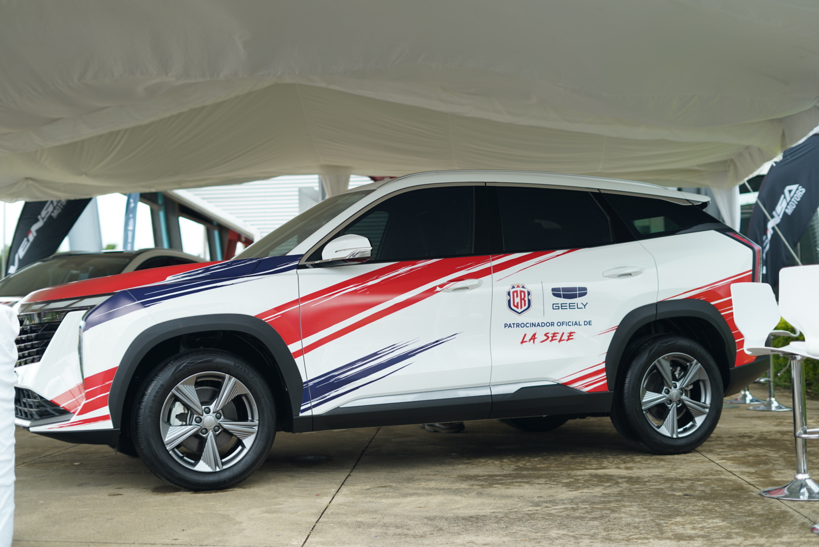 Geely Costa Rica football sponsorship - Starray side